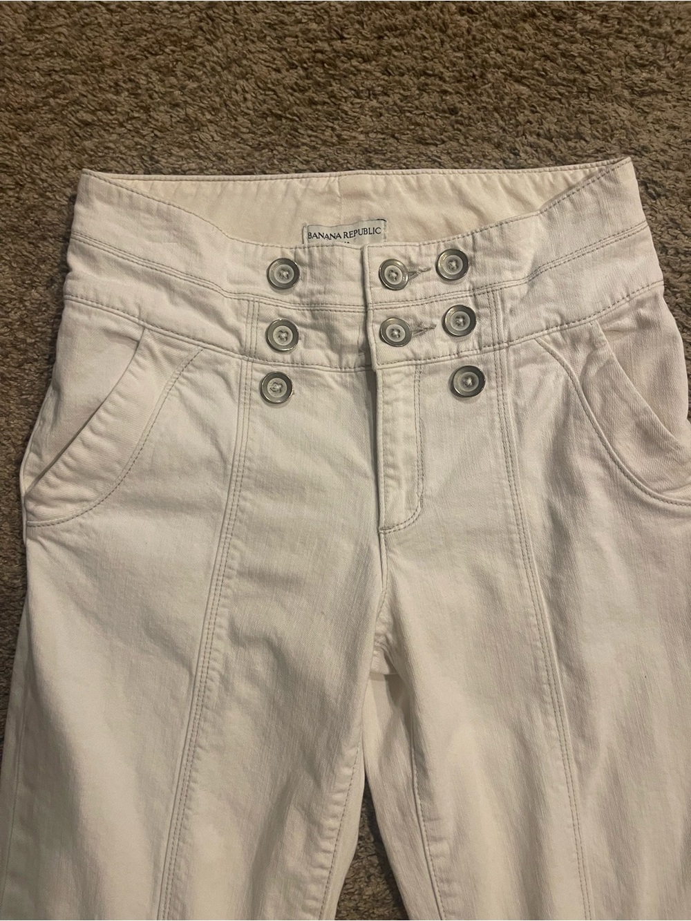 Women’s Banana Republic Off-White High-Waist Sailor Button Pants stretch denim